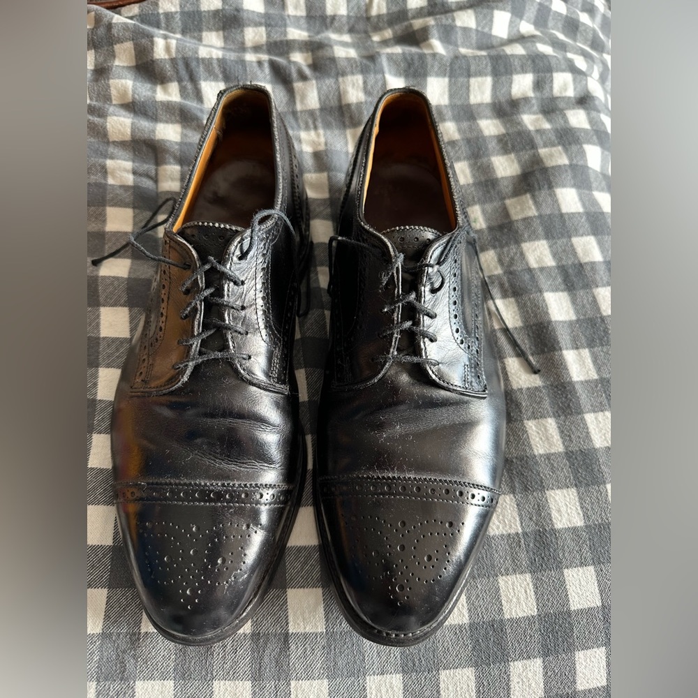 Allen edmonds - black leather wingtip dress shoes - 10.5 wide fit